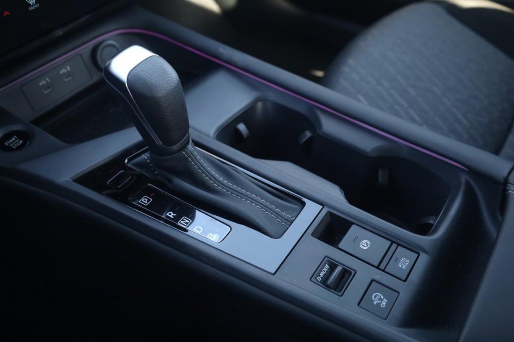 New 2026 Nissan Sentra SV w/ Floor Mat Package FWD image 18