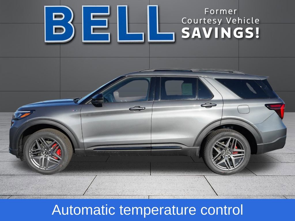New 2026 Ford Explorer ST-Line w/ ST-Line Street Pack AWD/4WD image 6