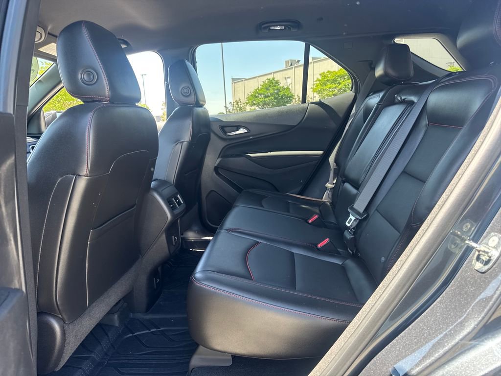 Used 2022 Chevrolet Equinox RS w/ RS Leather Package FWD image 14