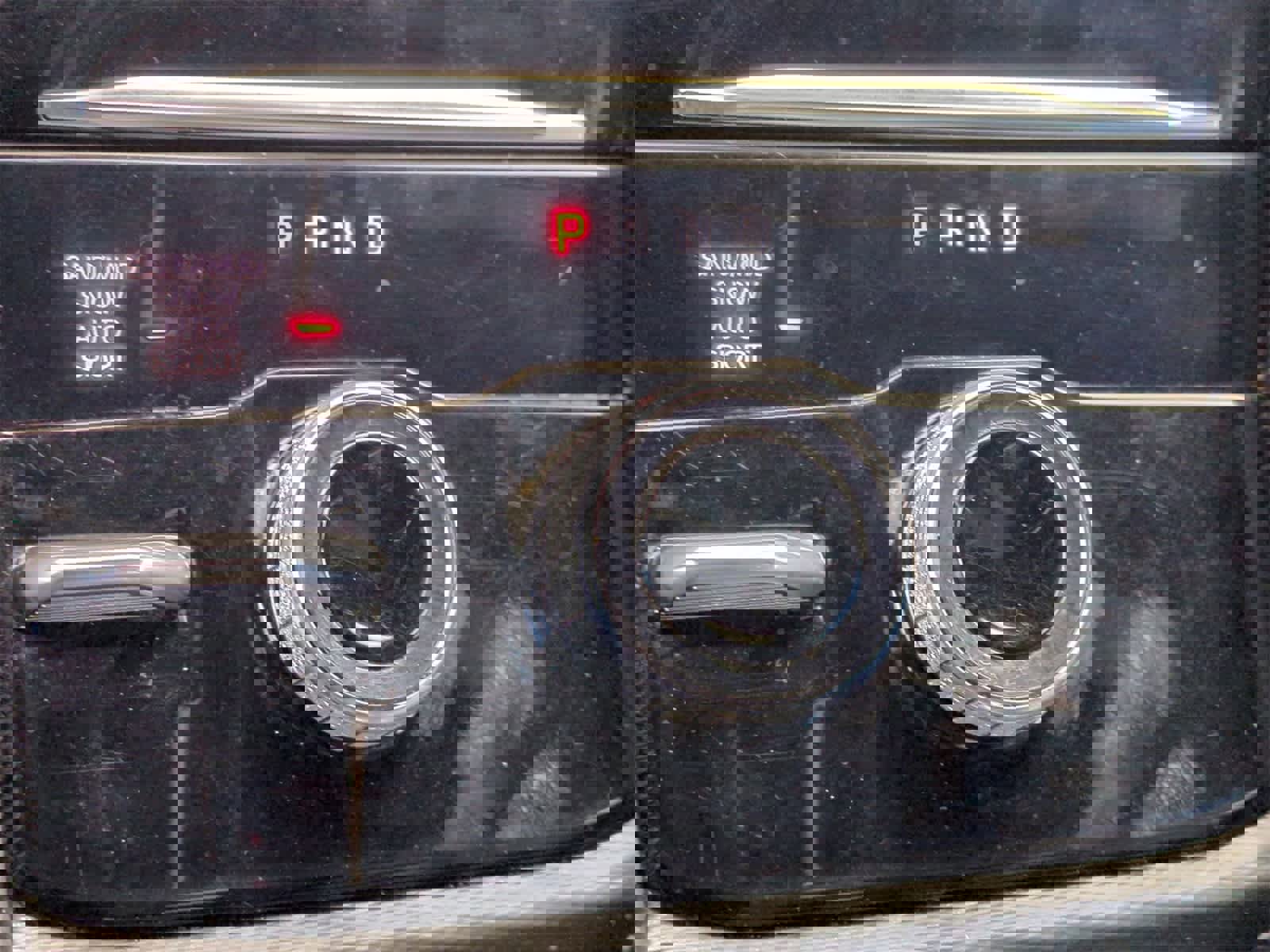 Used 2024 Jeep Grand Cherokee L Limited w/ Luxury Tech Group II image 32