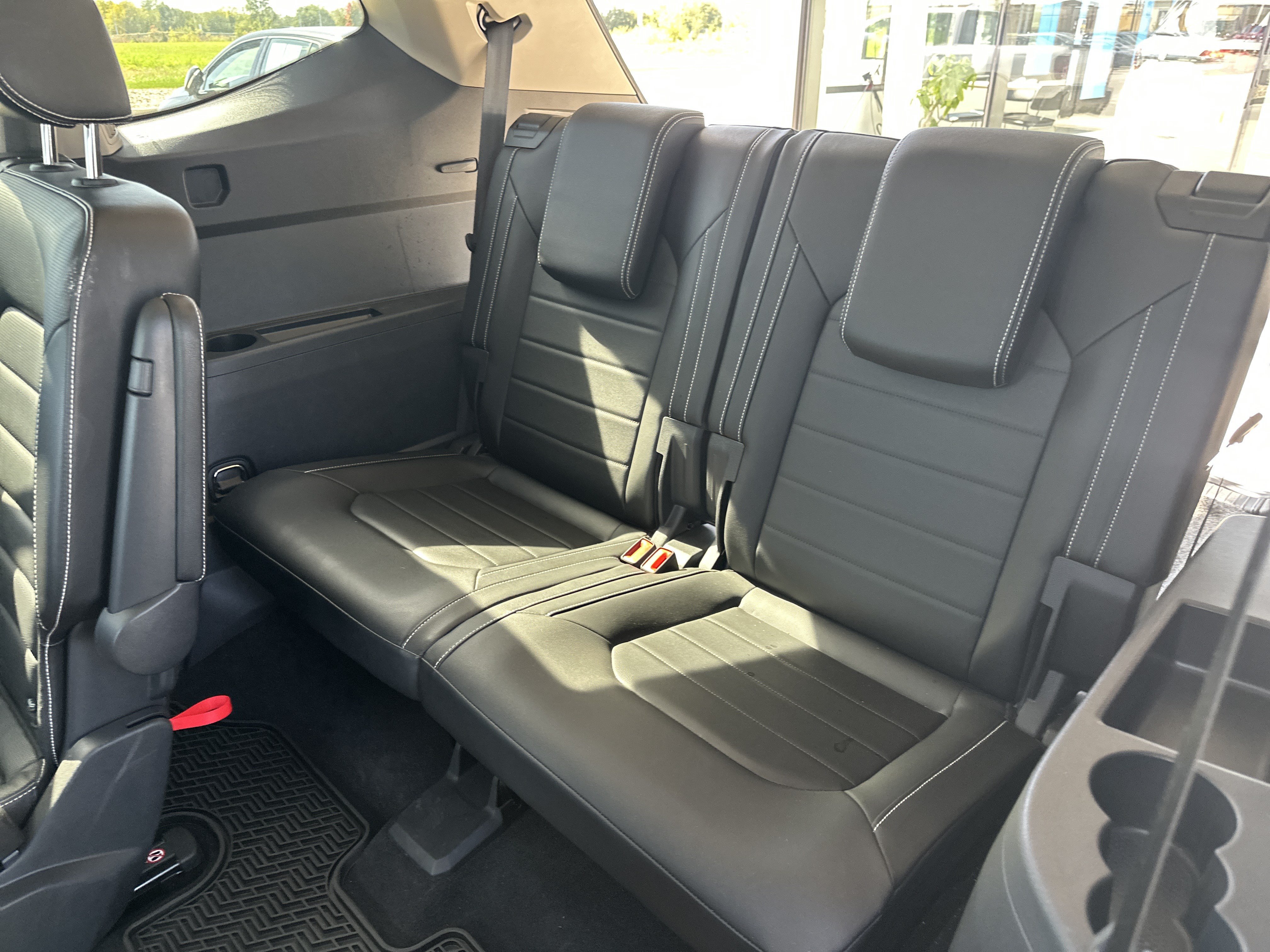 Used 2022 Volkswagen Atlas SEL Premium AWD/4WD image 31