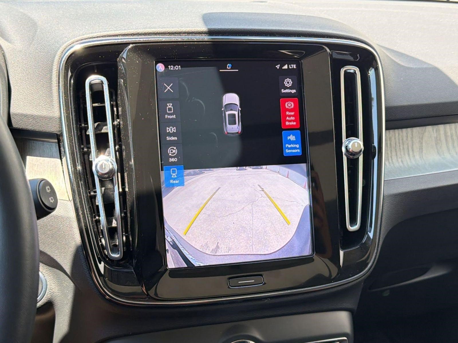 Used 2023 Volvo XC40 B5 Plus w/ Driver Assist Package AWD/4WD image 20