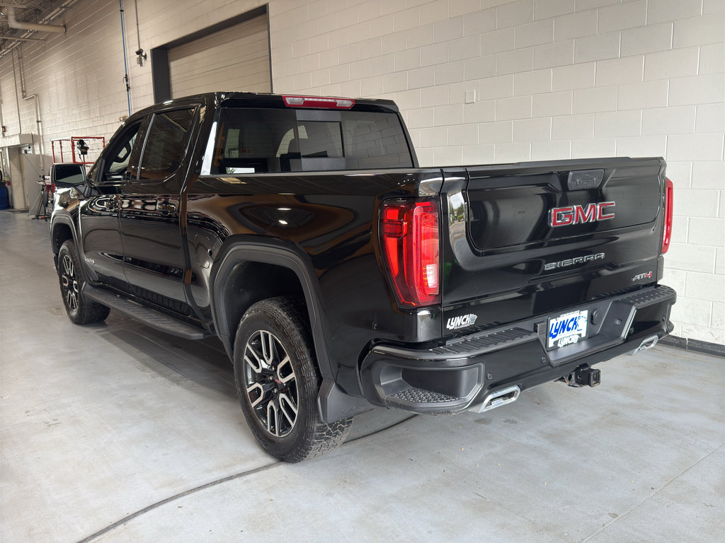 Used 2025 GMC Sierra 1500 AT4 w/ AT4 Premium Package AWD/4WD image 4