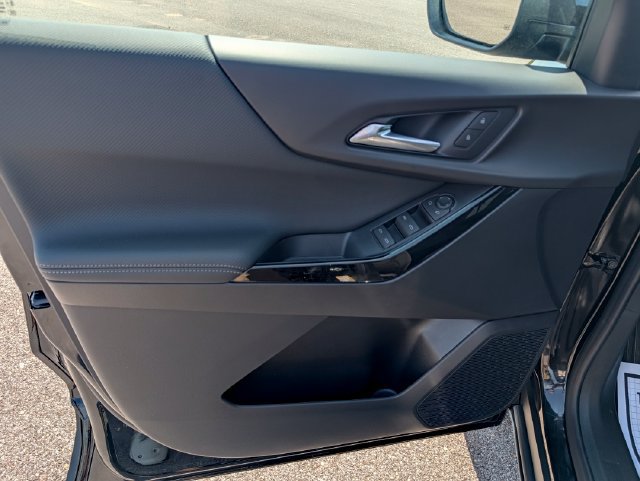 New 2027 Chevrolet Equinox LT FWD image 10