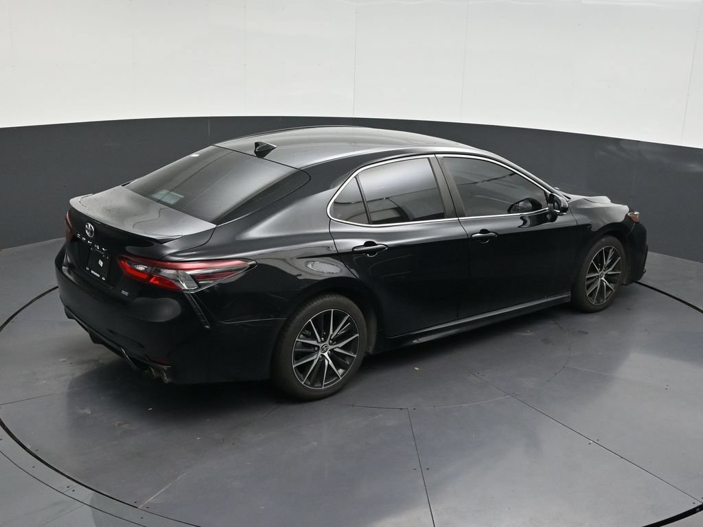Used 2022 Toyota Camry SE w/ Audio Upgrade Package FWD image 19