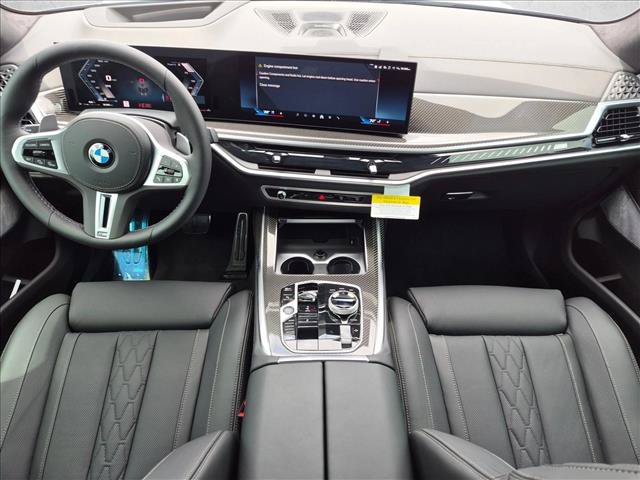 Used 2027 BMW X7 M60i AWD/4WD image 16
