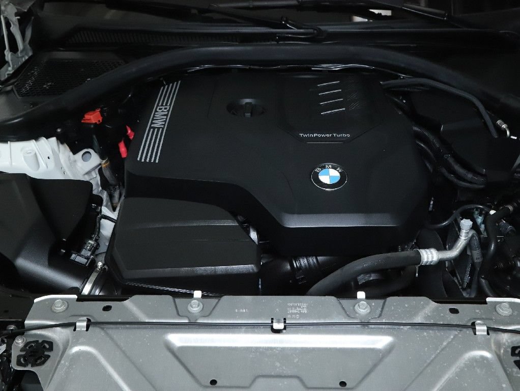 Used 2023 BMW 330i xDrive Sedan w/ Premium Package AWD/4WD image 34