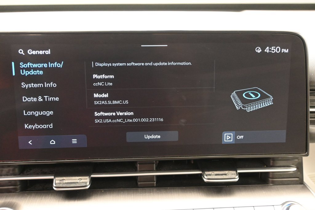 Used 2024 Hyundai Kona SEL AWD/4WD image 19