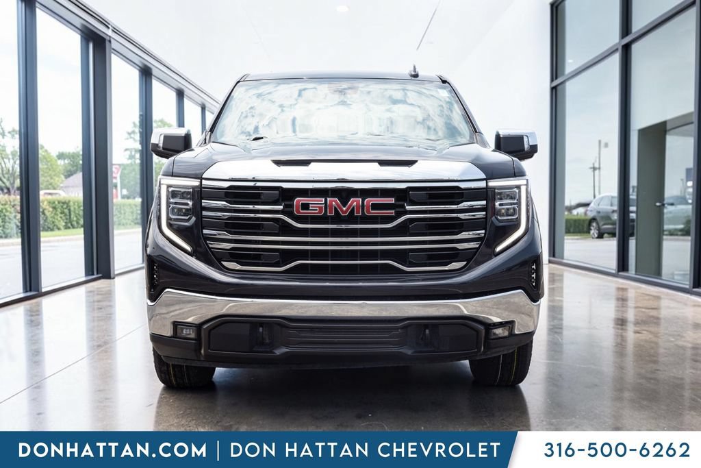 Used 2025 GMC Sierra 1500 SLT AWD/4WD image 24