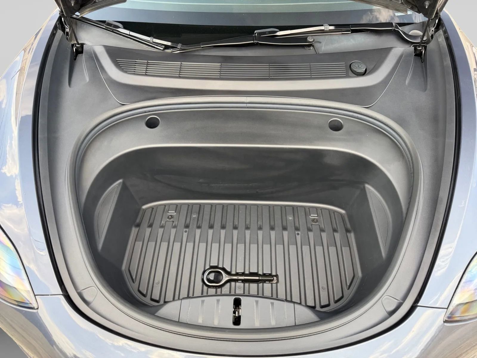 Used 2023 Tesla Model 3 Standard Range RWD image 38