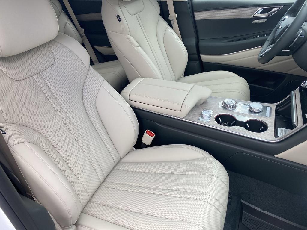 New 2027 Genesis GV80 2.5T Select AWD/4WD image 39