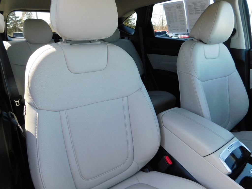 Used 2025 Hyundai Tucson SEL image 20