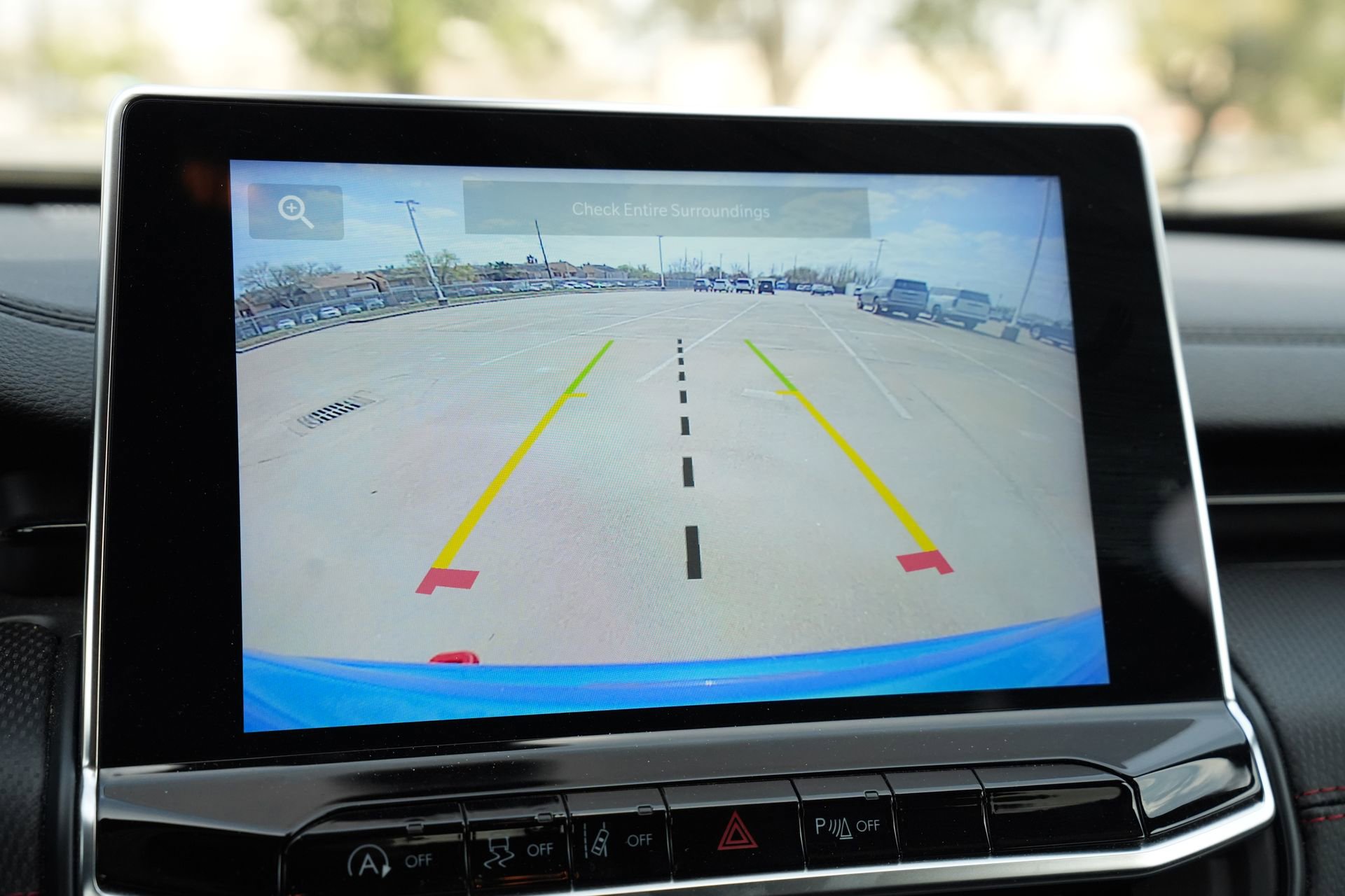 Used 2025 Jeep Compass Trailhawk image 13