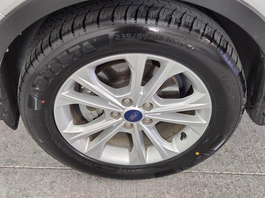 Used 2019 Ford Escape SEL FWD image 14