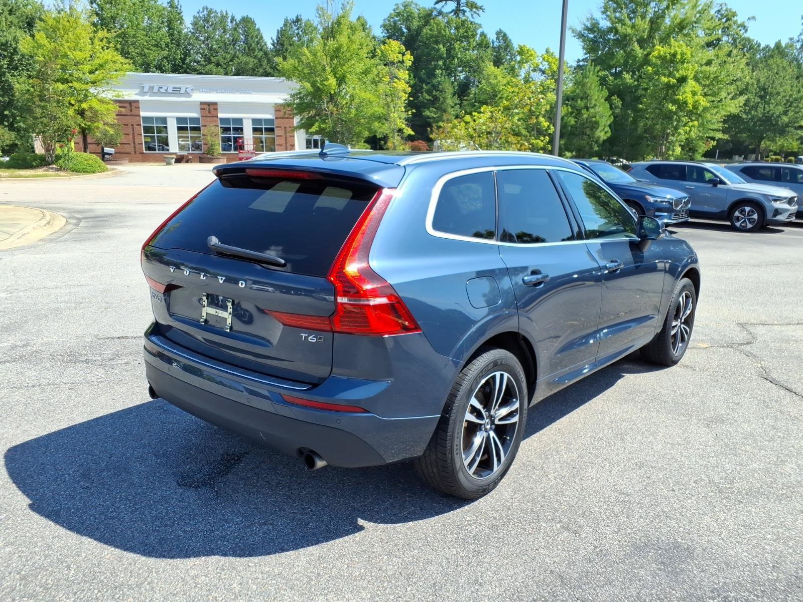 Used 2020 Volvo XC60 T6 Momentum AWD/4WD image 3