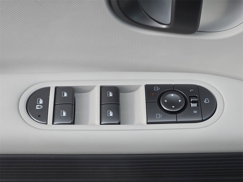 Certified 2025 Hyundai Ioniq 5 SEL image 27