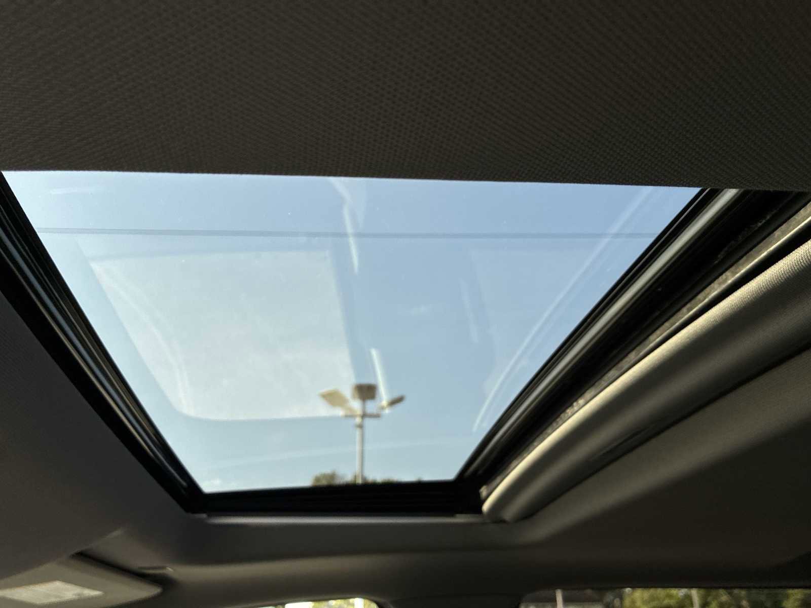 Certified 2020 Chevrolet Silverado 1500 LTZ w/ LTZ Premium Package image 19