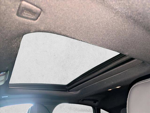 Used 2025 BMW i4 eDrive40 w/ M Sport Package image 17