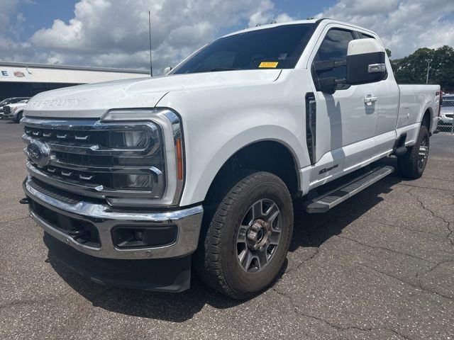 Used 2023 Ford F350 Lariat w/ Tow Technology Package AWD/4WD image 2