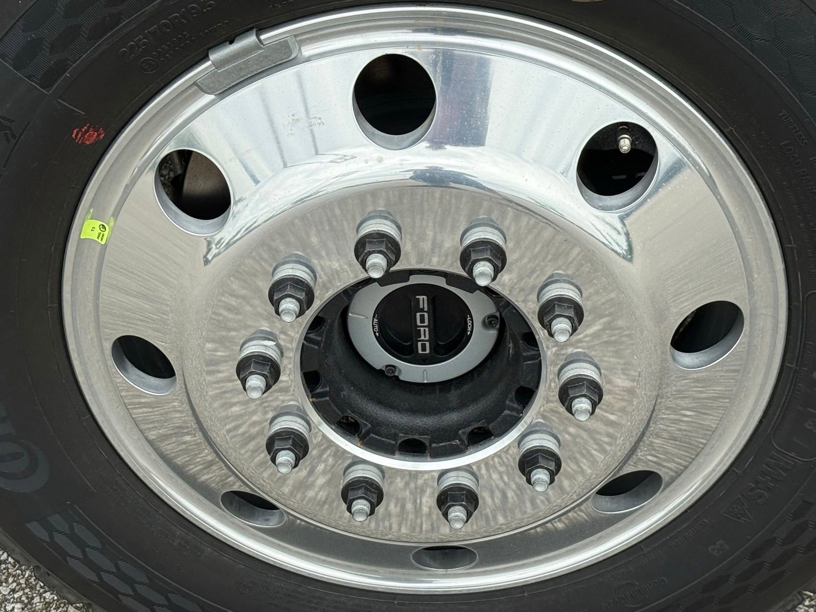 New 2026 Ford F550 4x4 Crew Cab image 13