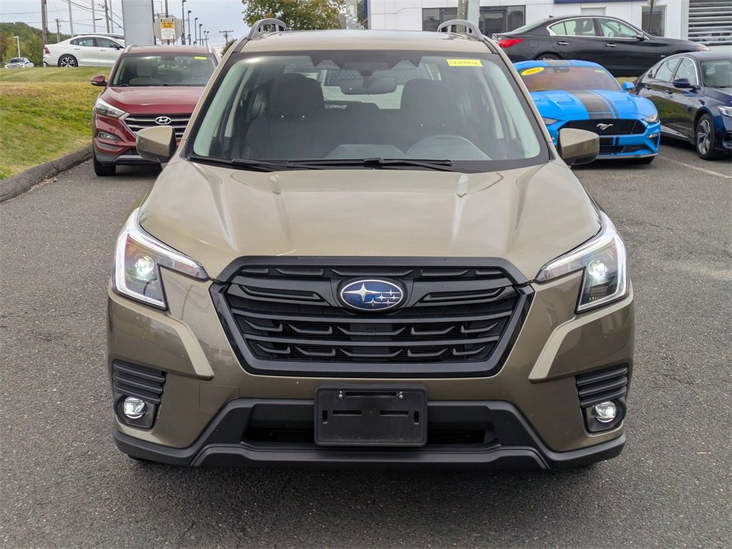 Used 2024 Subaru Forester Premium image 6