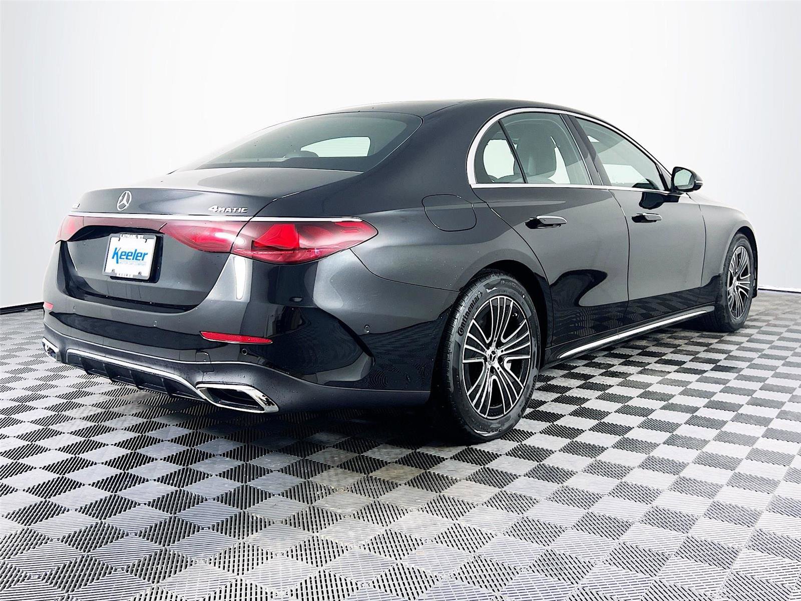 New 2026 Mercedes-Benz E 450 4MATIC Sedan image 6