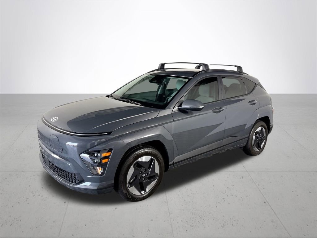 Used 2024 Hyundai Kona SEL FWD image 2