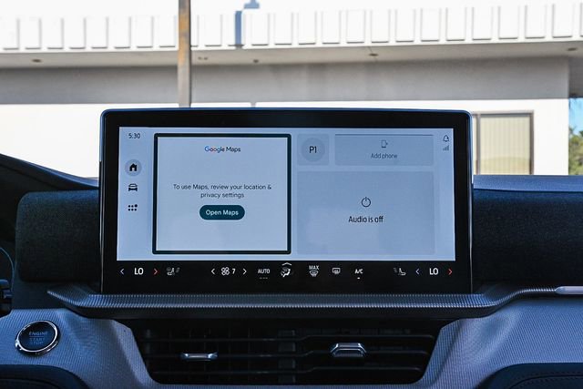 Used 2025 Ford Explorer Active w/ Active Comfort Package image 15