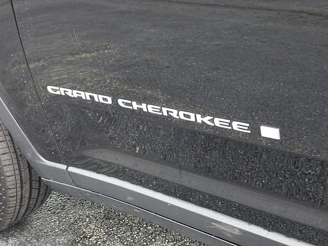 Used 2025 Jeep Grand Cherokee L Laredo w/ Luxury Tech Group I AWD/4WD image 30
