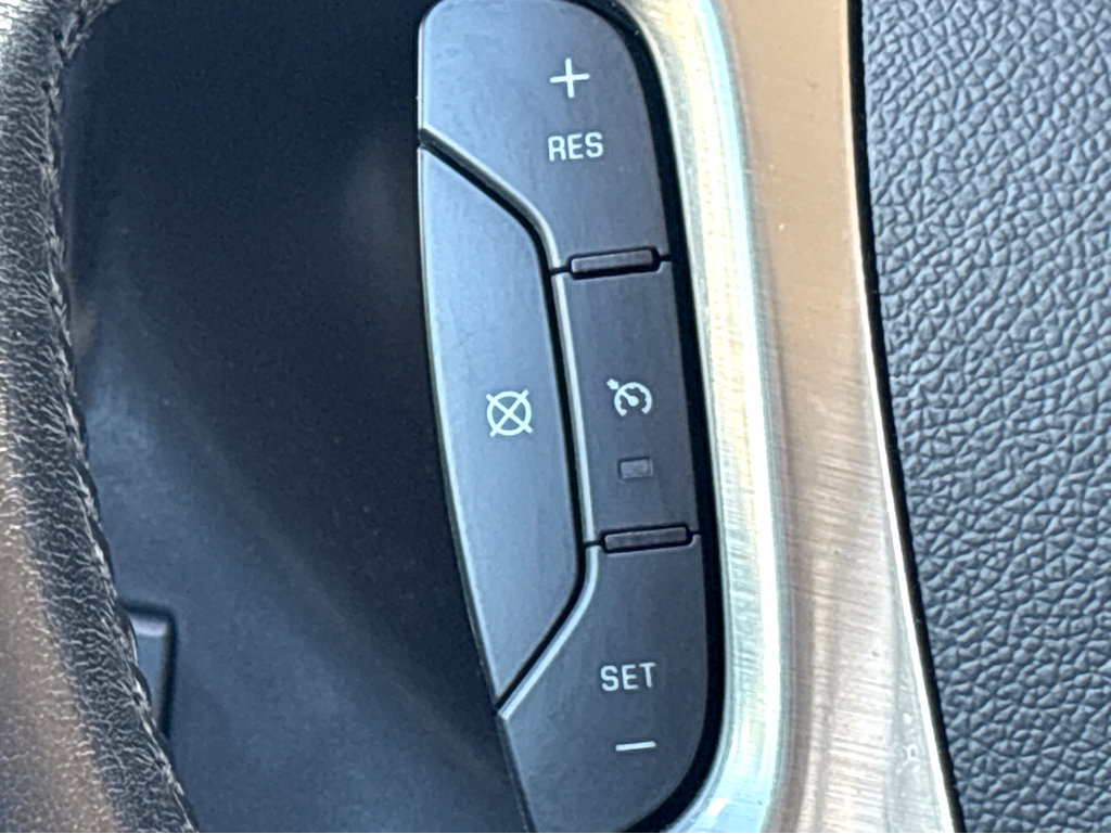 Used 2019 Chevrolet Express 3500 LT w/ LT Preferred Equipment Group image 7