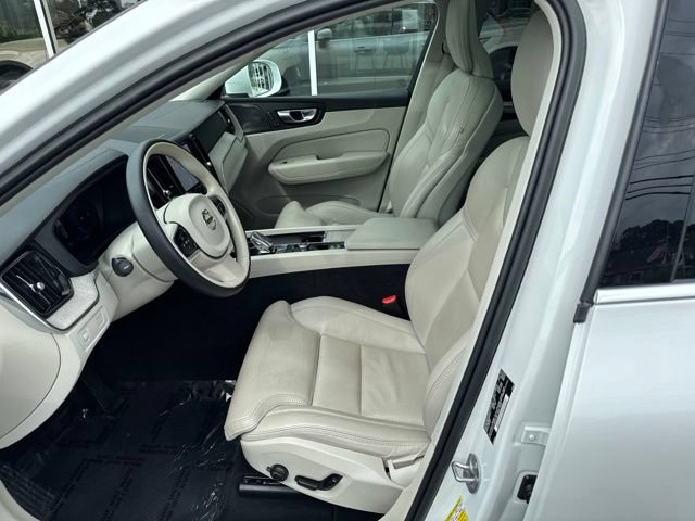 Certified 2022 Volvo XC60 B5 Inscription w/ Advanced Package AWD/4WD image 20