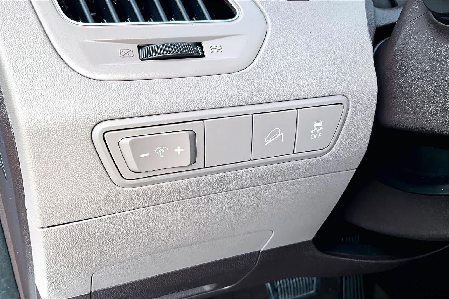 Used 2012 Hyundai Tucson Limited FWD image 34