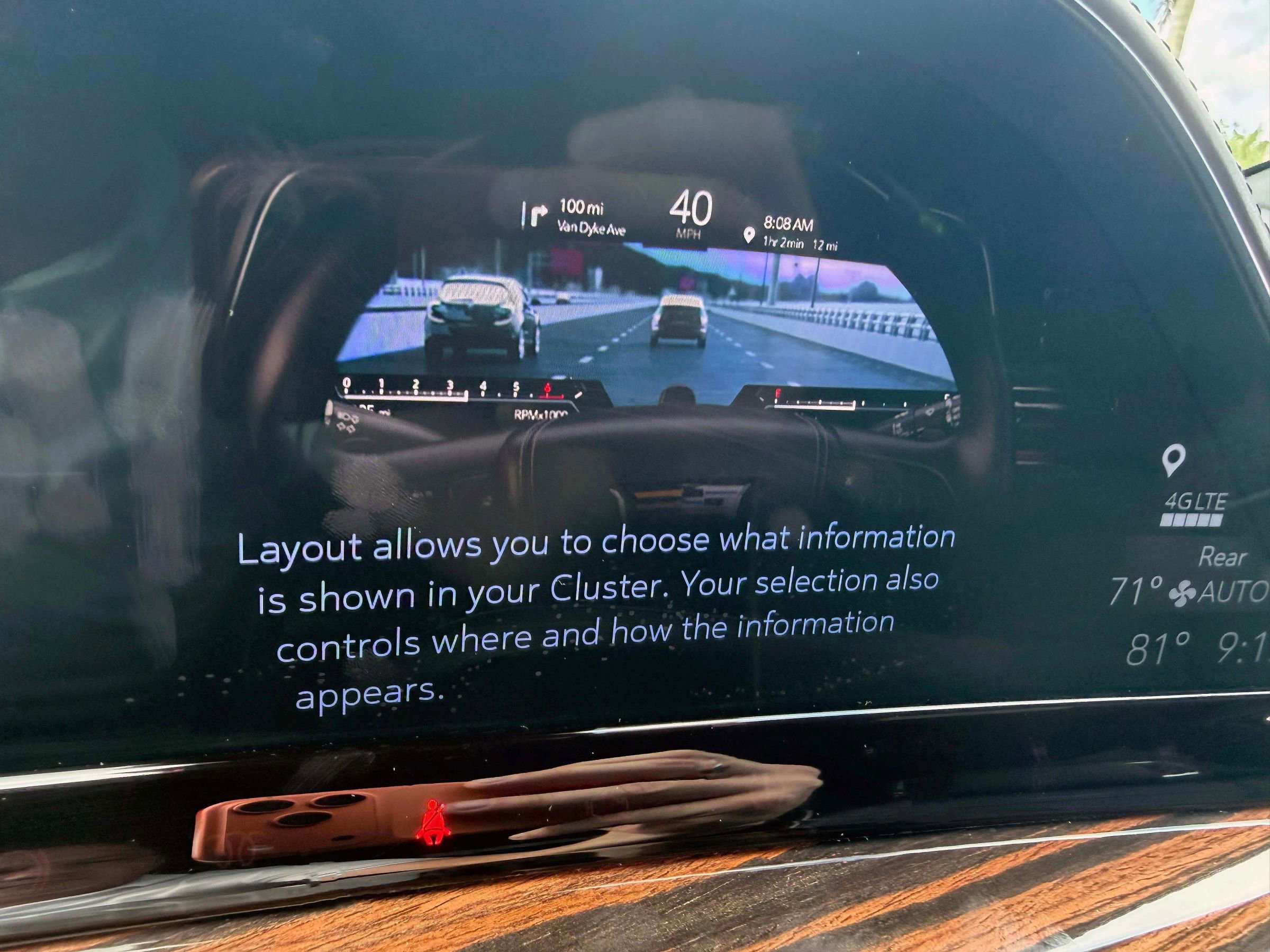 Used 2021 Cadillac Escalade ESV Premium Luxury w/ Performance Package RWD image 30
