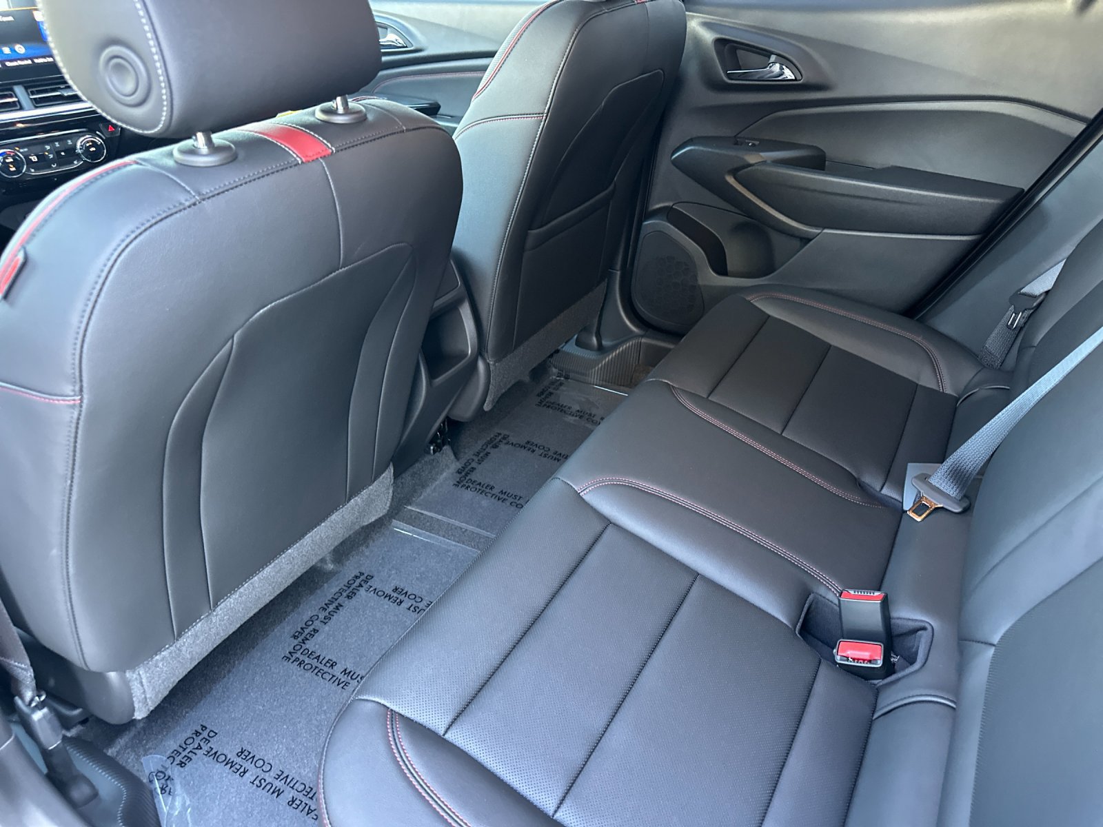 New 2026 Chevrolet Trax RS w/ Sunroof Package FWD image 12