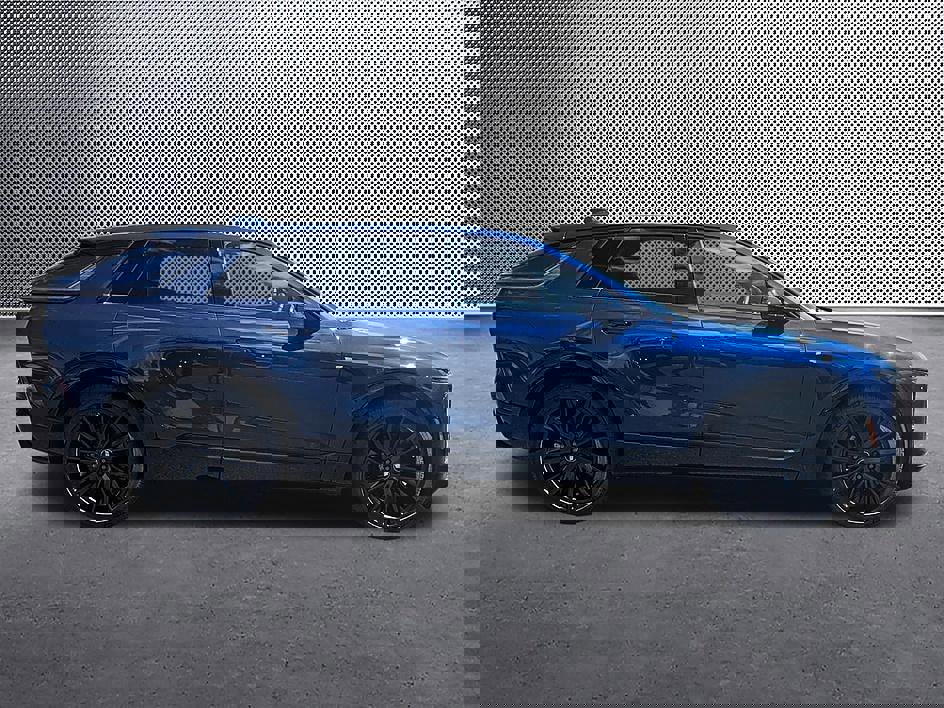 New 2026 Cadillac Lyriq Sport image 4