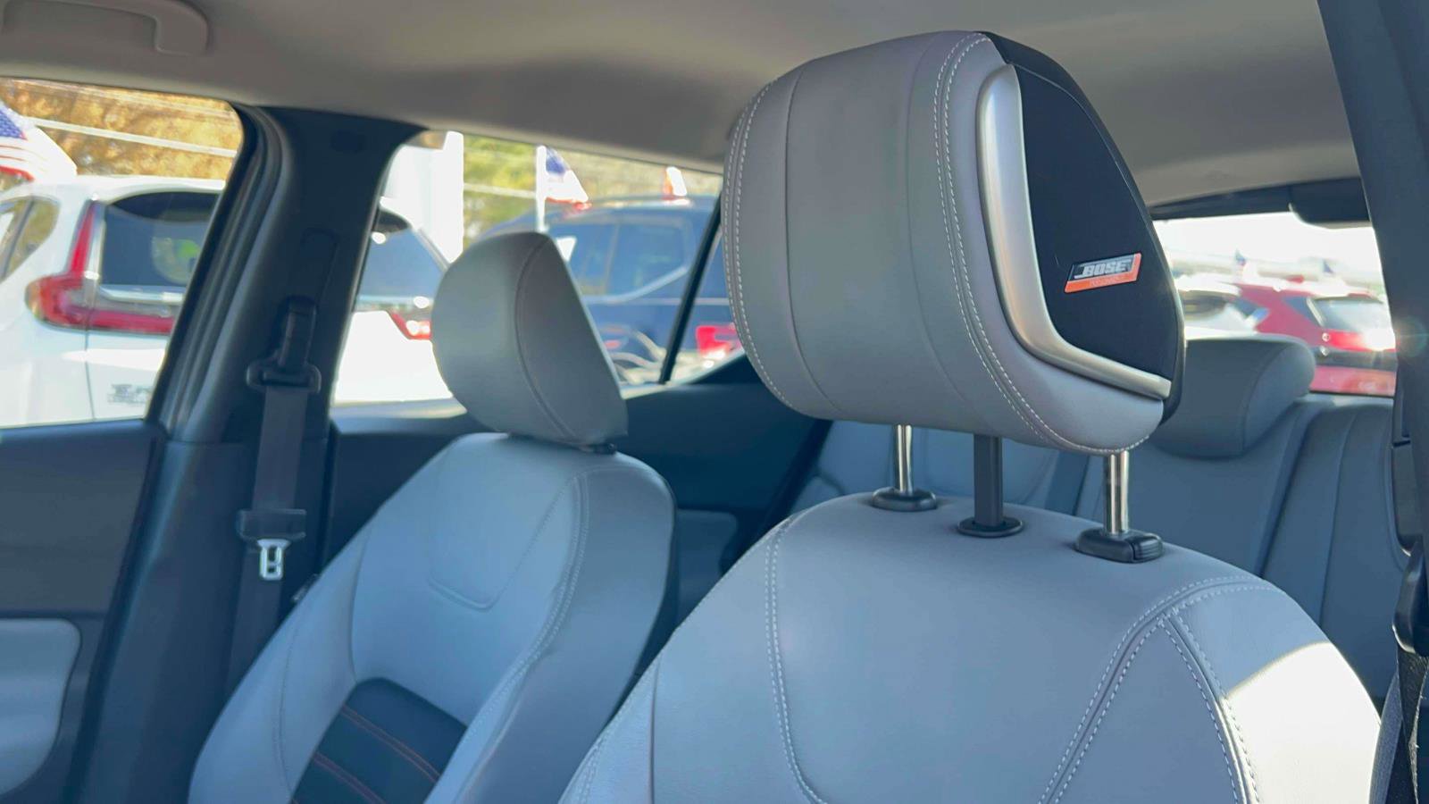 Used 2023 Nissan Kicks SR w/ SR Premium Package FWD image 19