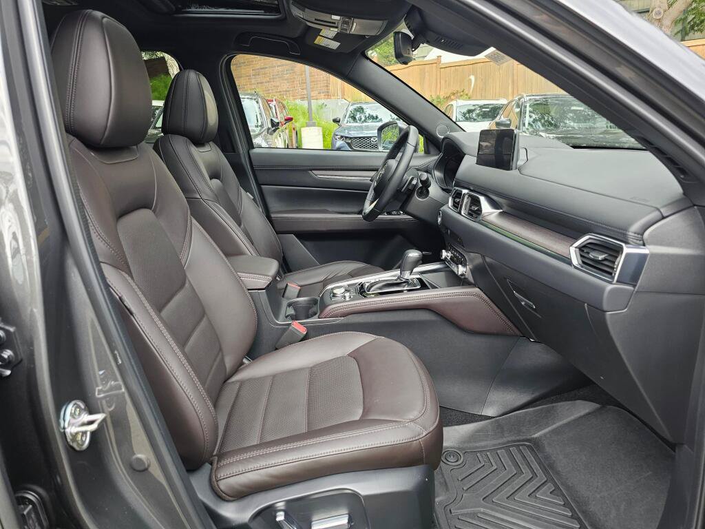 Certified 2022 MAZDA CX-5 Signature AWD/4WD image 11