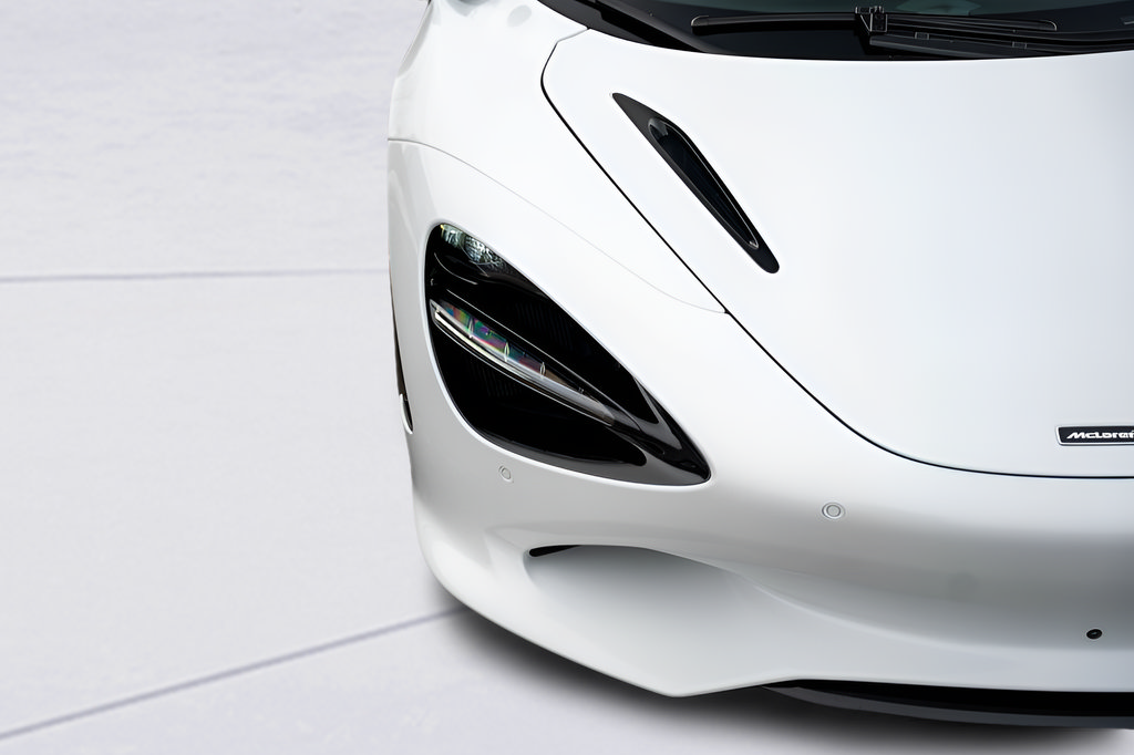 New 2026 McLaren 750S Spider RWD image 24