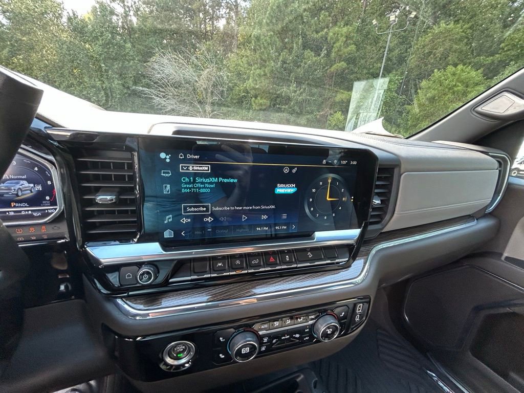 Used 2024 Chevrolet Silverado 1500 RST image 31