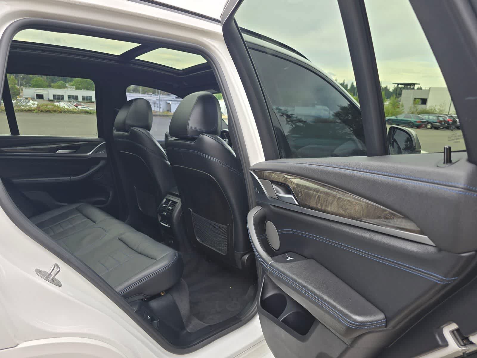 Used 2018 BMW X3 M40i w/ Premium Package AWD/4WD image 27