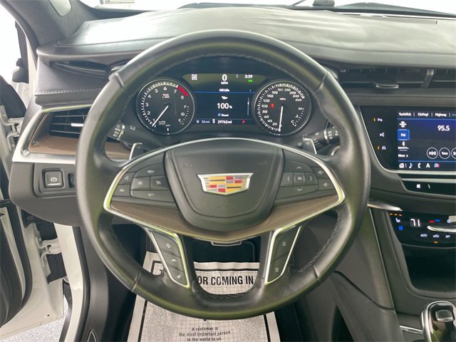 Used 2022 Cadillac XT5 Sportv image 37