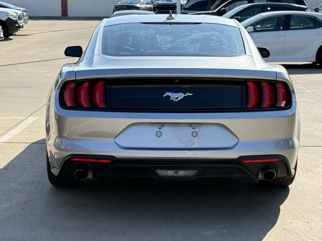Used 2021 Ford Mustang Coupe RWD image 5