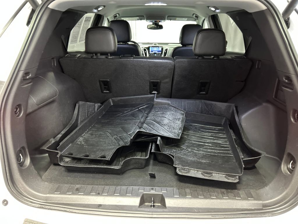 Used 2022 Chevrolet Equinox Premier image 24