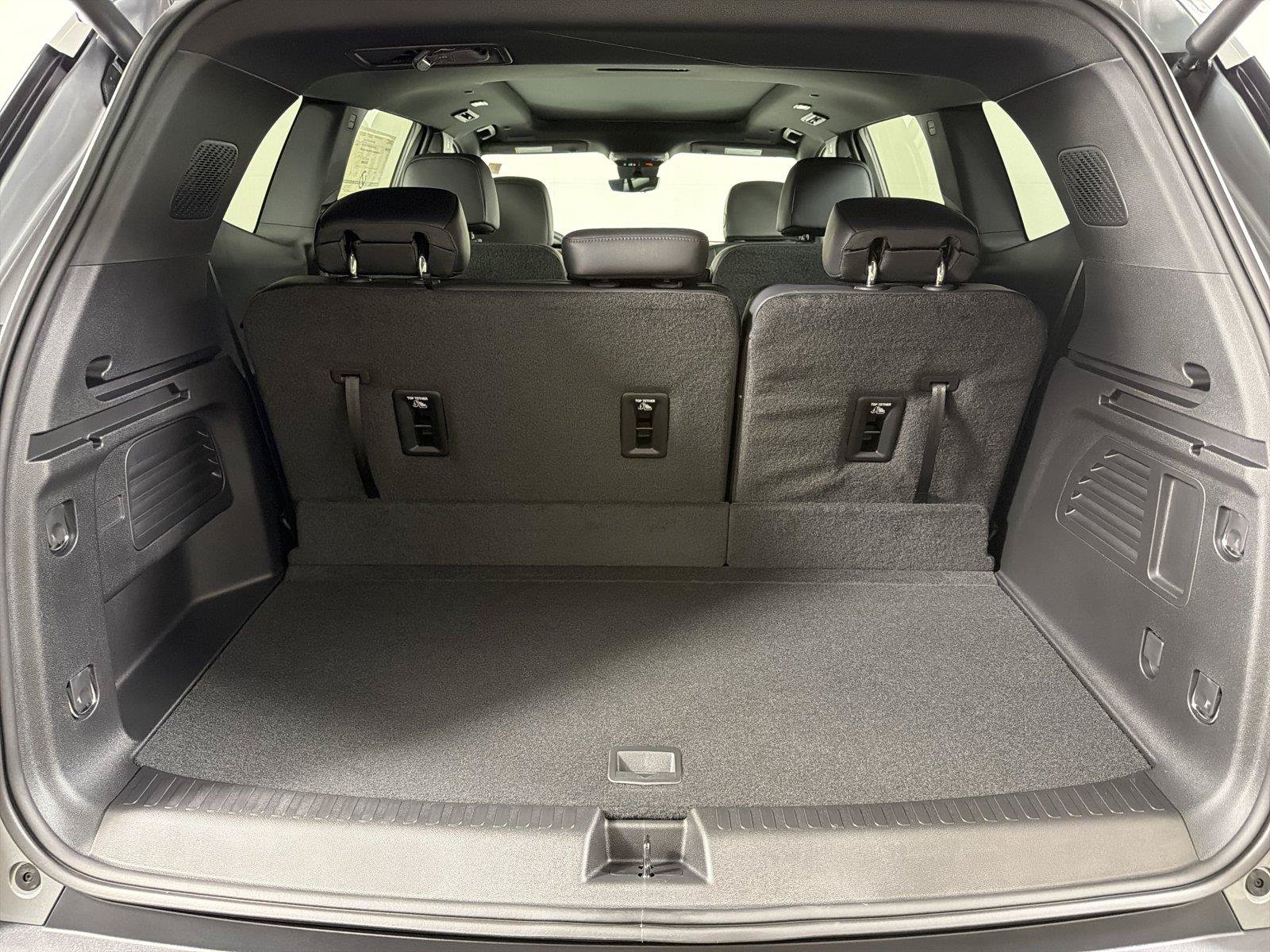 New 2027 GMC Acadia Elevation w/ Black Edition FWD image 17