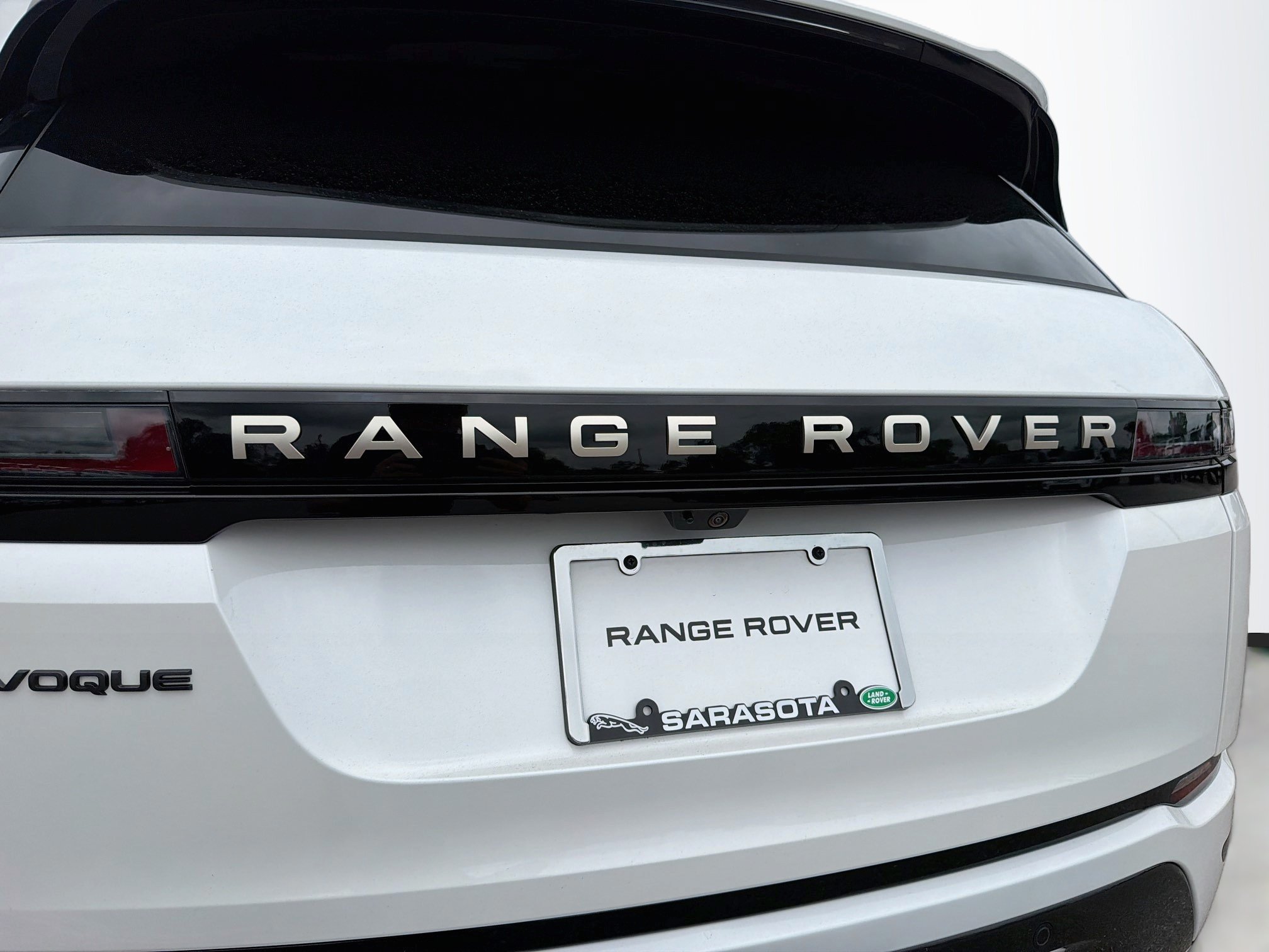 New 2026 Land Rover Range Rover Evoque Hoxton AWD/4WD image 43