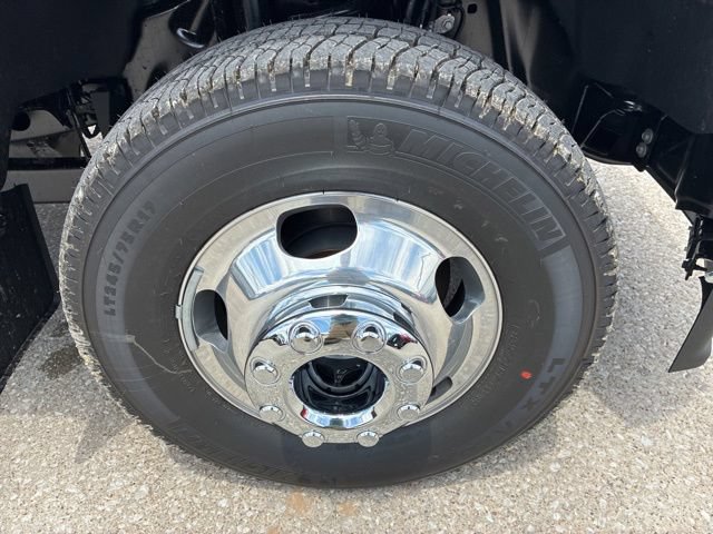 New 2026 Ford F350 Platinum w/ Platinum Plus Package AWD/4WD image 17