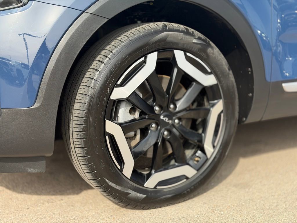 Used 2025 Kia Telluride S image 27