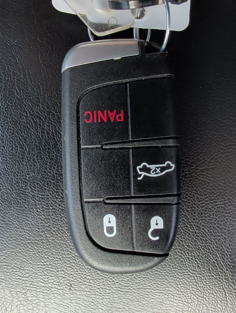 Used 2019 Chrysler 300 S RWD image 18