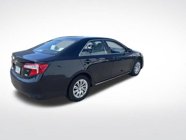 Used 2014 Toyota Camry LE FWD image 8