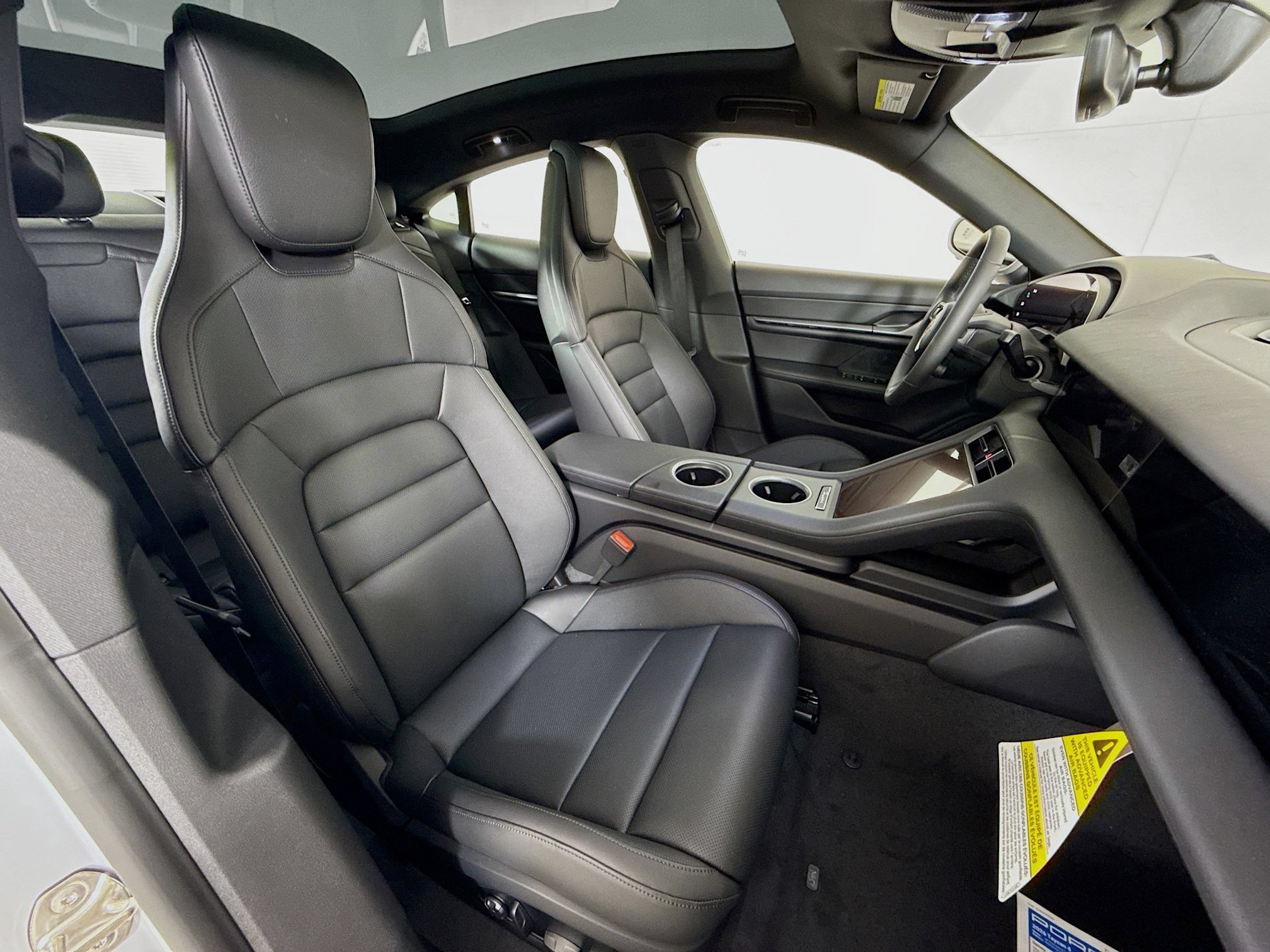Certified 2026 Porsche Taycan AWD/4WD image 22